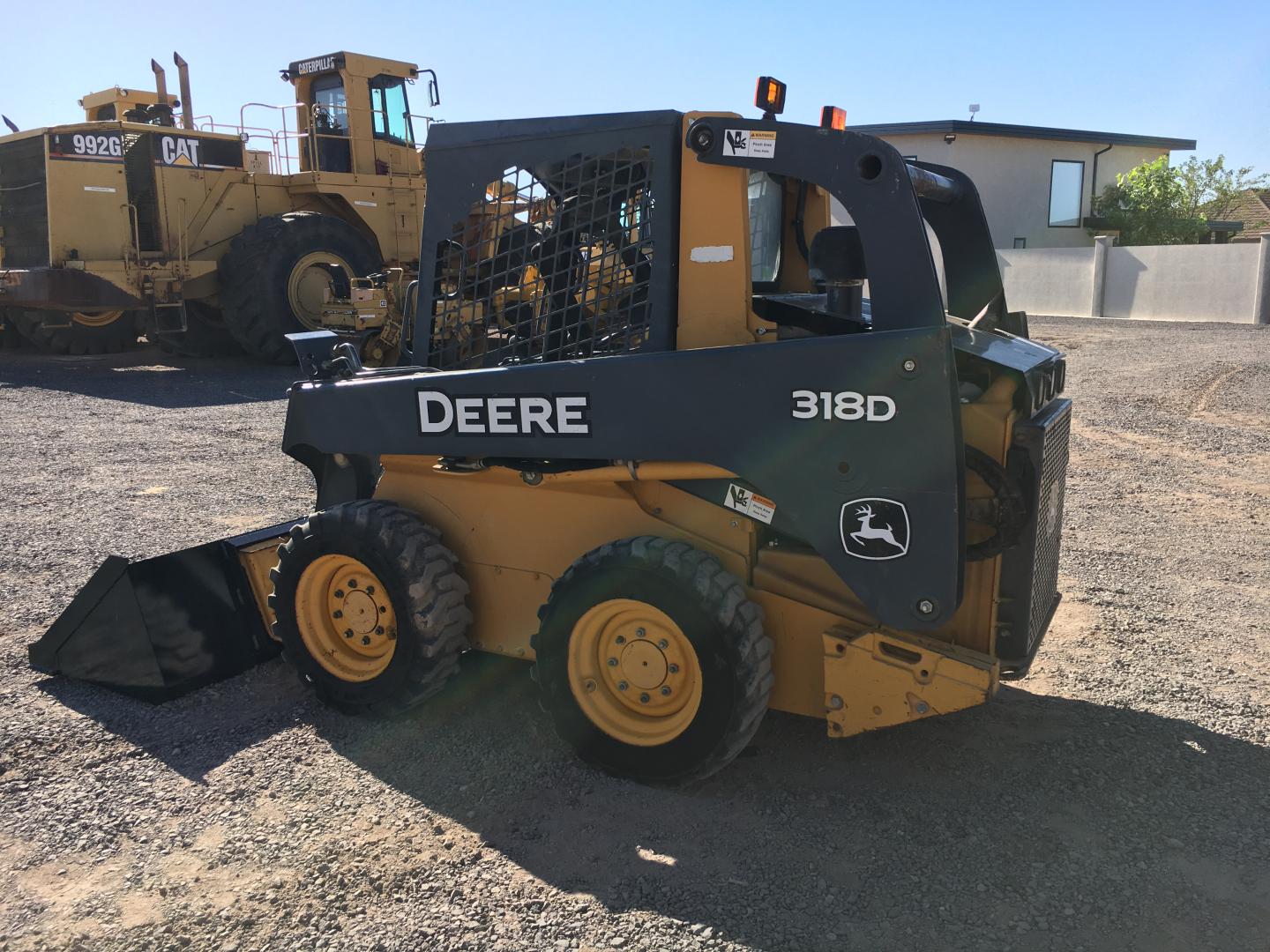 JOHN DEERE 318D